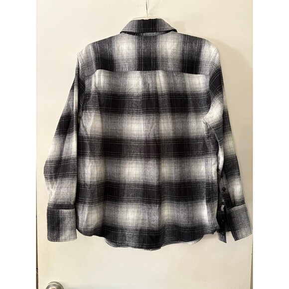 Banana Republic Women’s Classic Fit Flannel Shirt Black/White Plaid, Size L - Picture 3 of 9